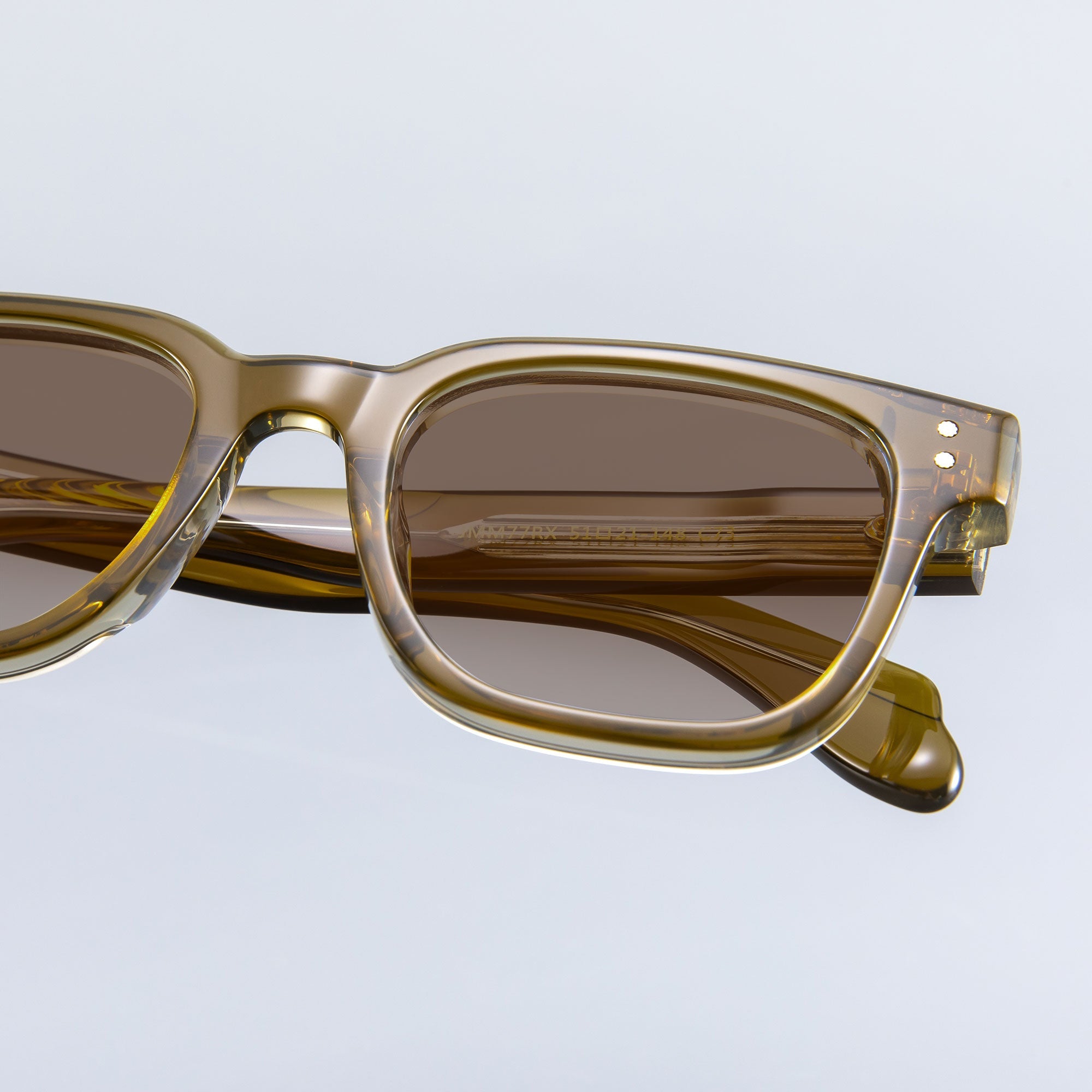 Donahugh-sunglasses-Oliver